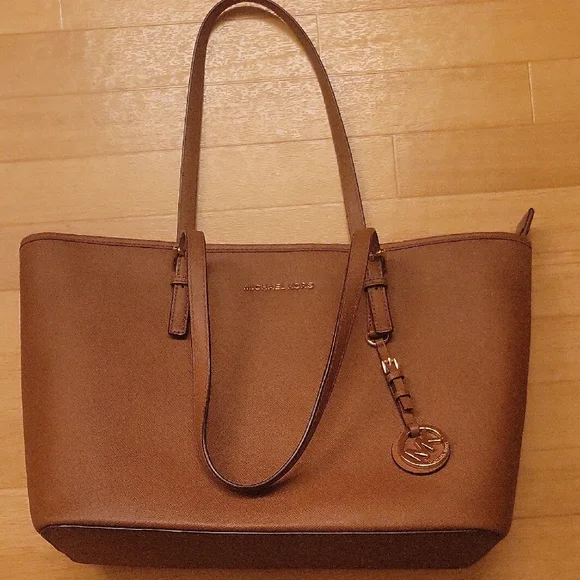 Michael Kors Brown Tote Bag - Picture 1 of 16